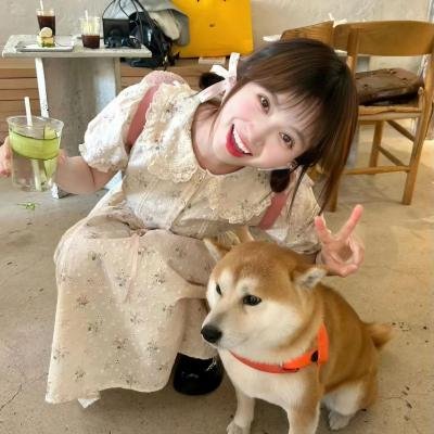 玛丽莲有深黑之眸